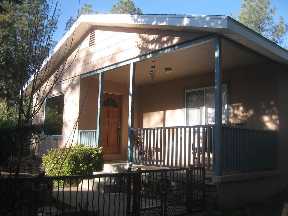 2nd image of 812 S Hemlock Ave
