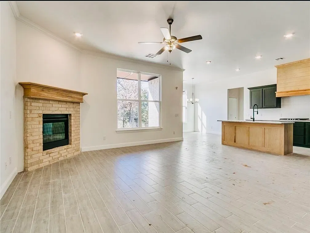 9091 Overlook Drive - 1 — Photo 2