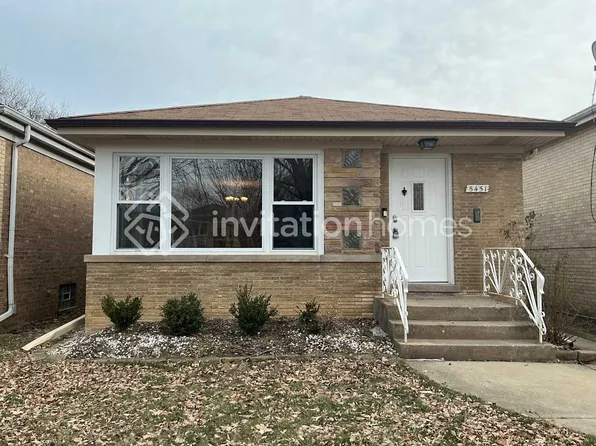 5451 N Nagle Ave, Chicago, IL 60630