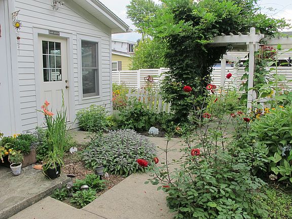 Office entrance option