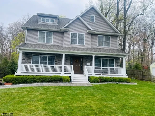 227 E McClellan Ave, Livingston, NJ 07039
