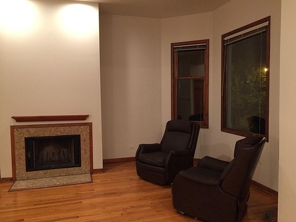 3rd image of 3149 N Southport Ave #2