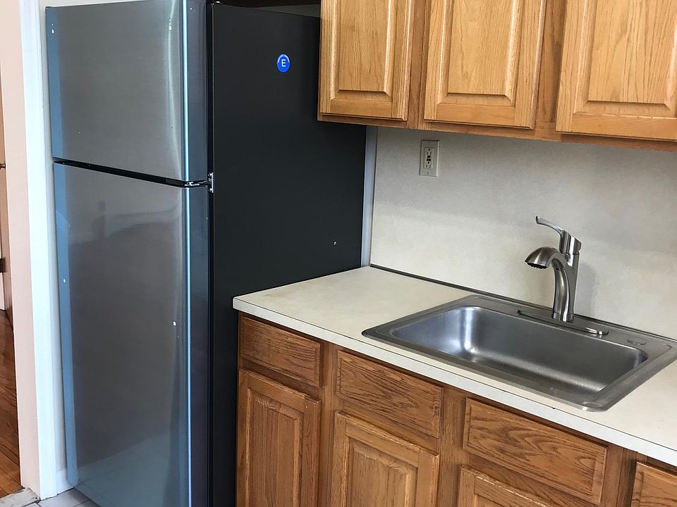 1st image of 333 2nd Ave APT 11