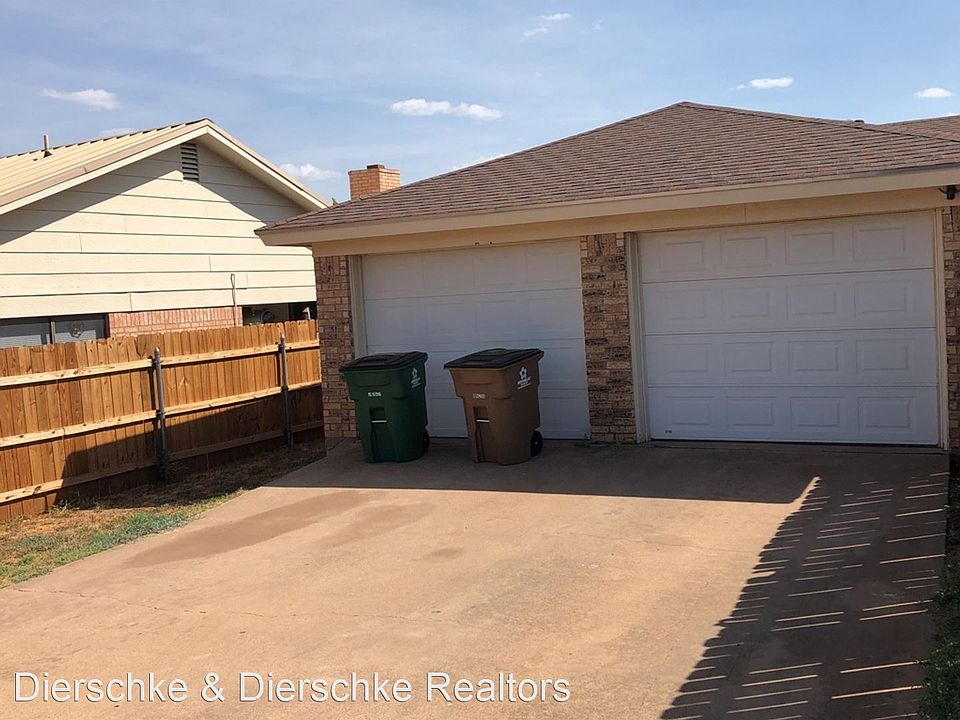 2nd image of 3406 Green Ridge Dr