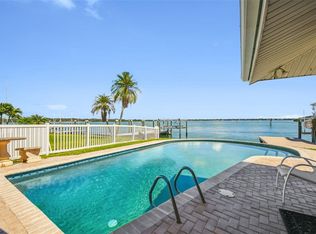 529 Johns Pass Ave, Madeira Beach, FL 33708