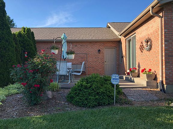 5th image of 1170 Stephanie Dr Unit 7