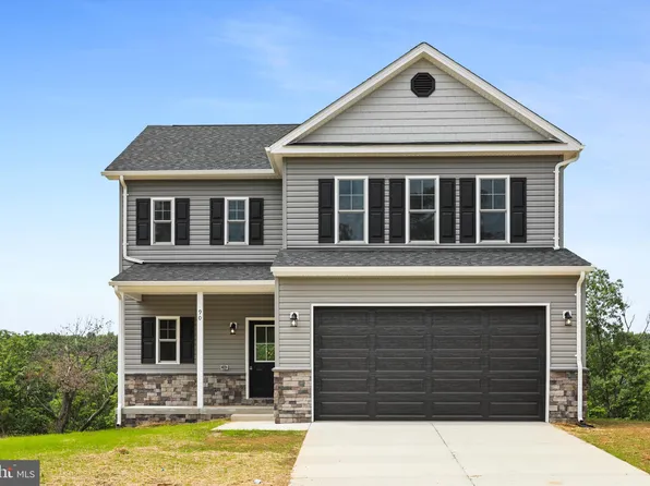 90 Larimar Ln, Inwood, WV 25428