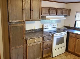 17 Rhyne Rd, Sweetwater, TN 37874