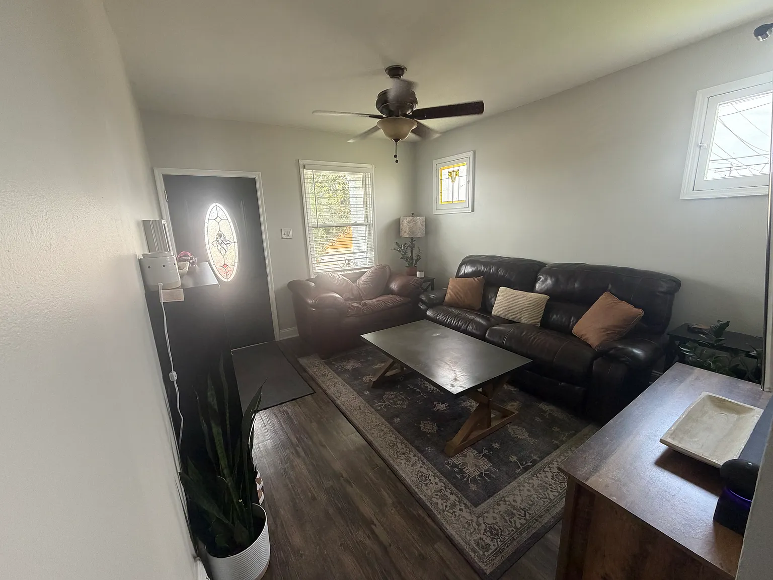 2 bed, 1276 sqft, $1,600 — Photo 3