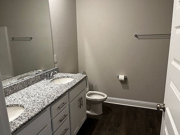 5th image of 3349 Hardwood Dr