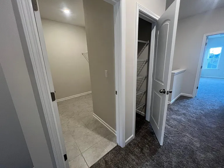 5420 Kinsbridge Dr — Photo 13