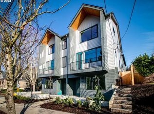 601 SE Spokane #203, Portland, OR 97202