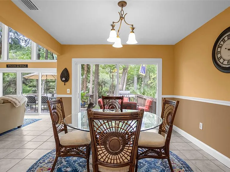 28 Rivertrail Dr — Photo 5
