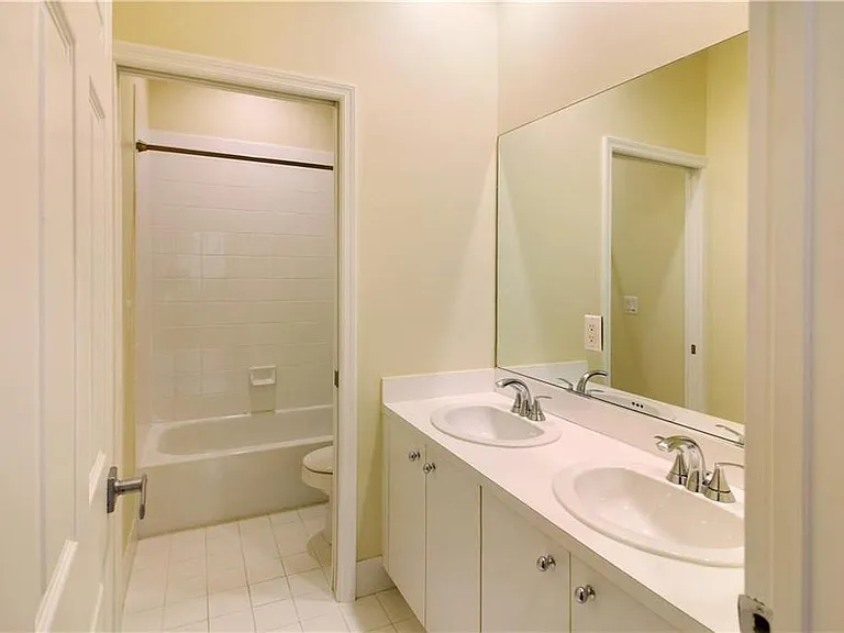 5873 NW 120th Ter — Photo 25