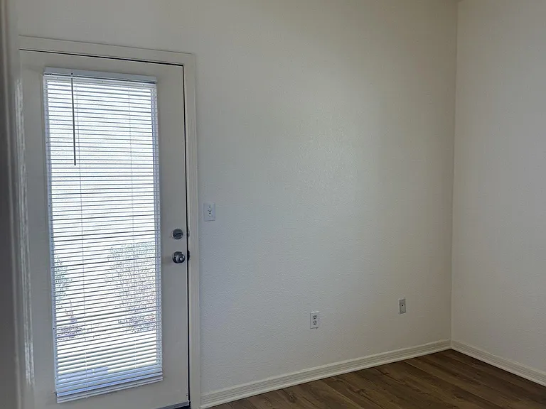 2651 Sunset Pl — Photo 18