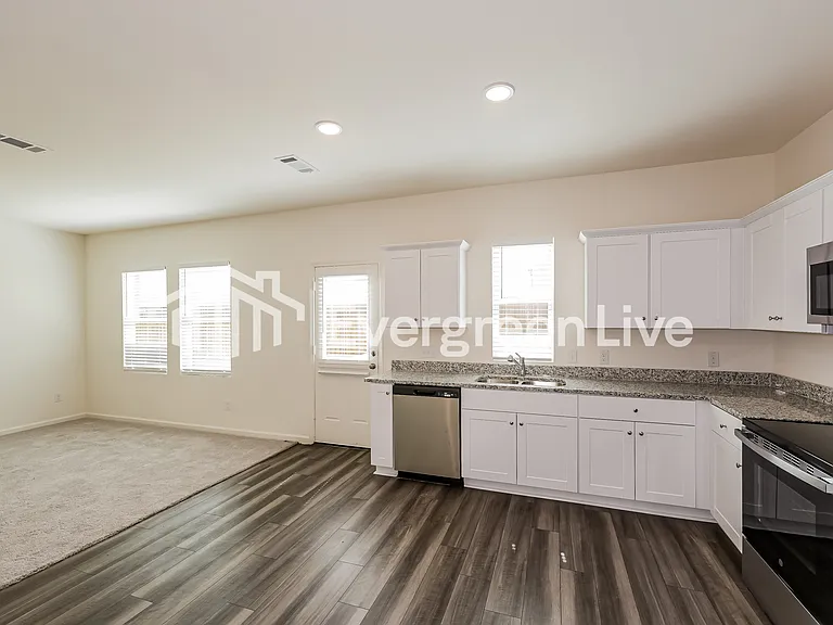 5938 Sahara Dr — Photo 6