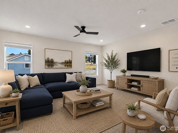 5th image of 4507 Oaks Avenue