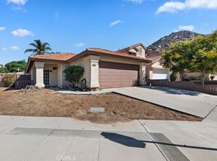 11423 Citrus Glen Ln, Fontana, CA 92337