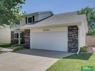 6324 N 115th Cir, Omaha, NE 68164