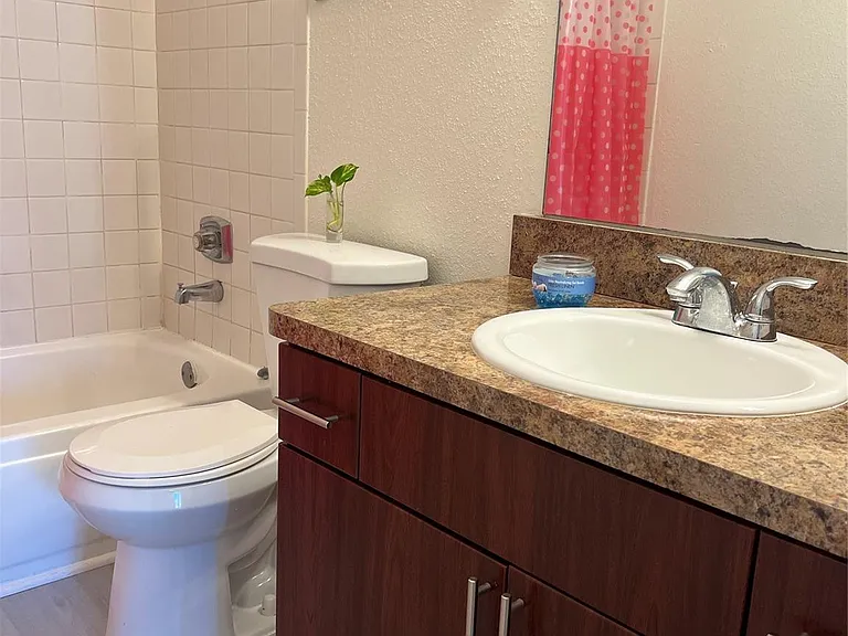 875 Riverside Dr #725 — Photo 10