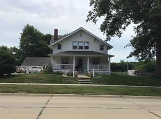 807 E 1st Ave, Indianola, IA 50125