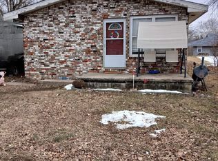 1008 S Tower St, Clinton, MO 64735