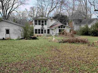 28 N Main St, Maysville, GA 30558