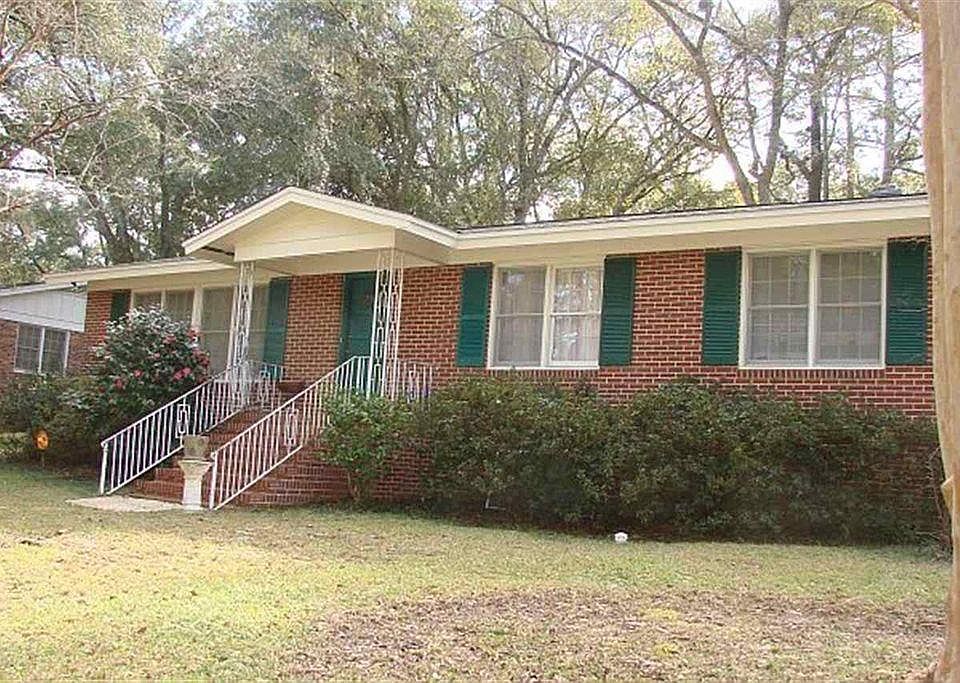 1st image of 925 Chestwood Ave