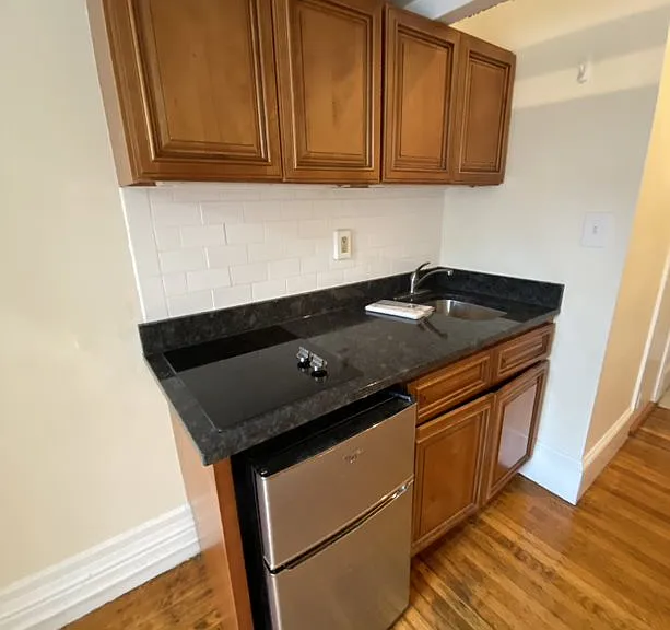 507 Beacon St #3 — Photo 4