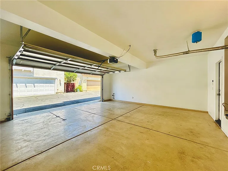 14602 Longwood Ave — Photo 29