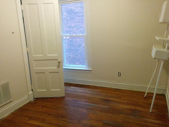 4th image of 2327 15th St #2