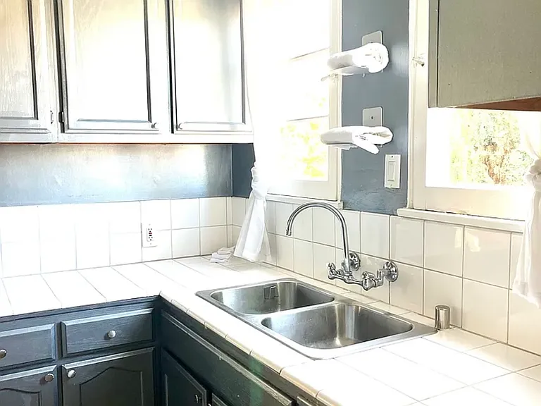 148 N Swall Dr #2 — Photo 1