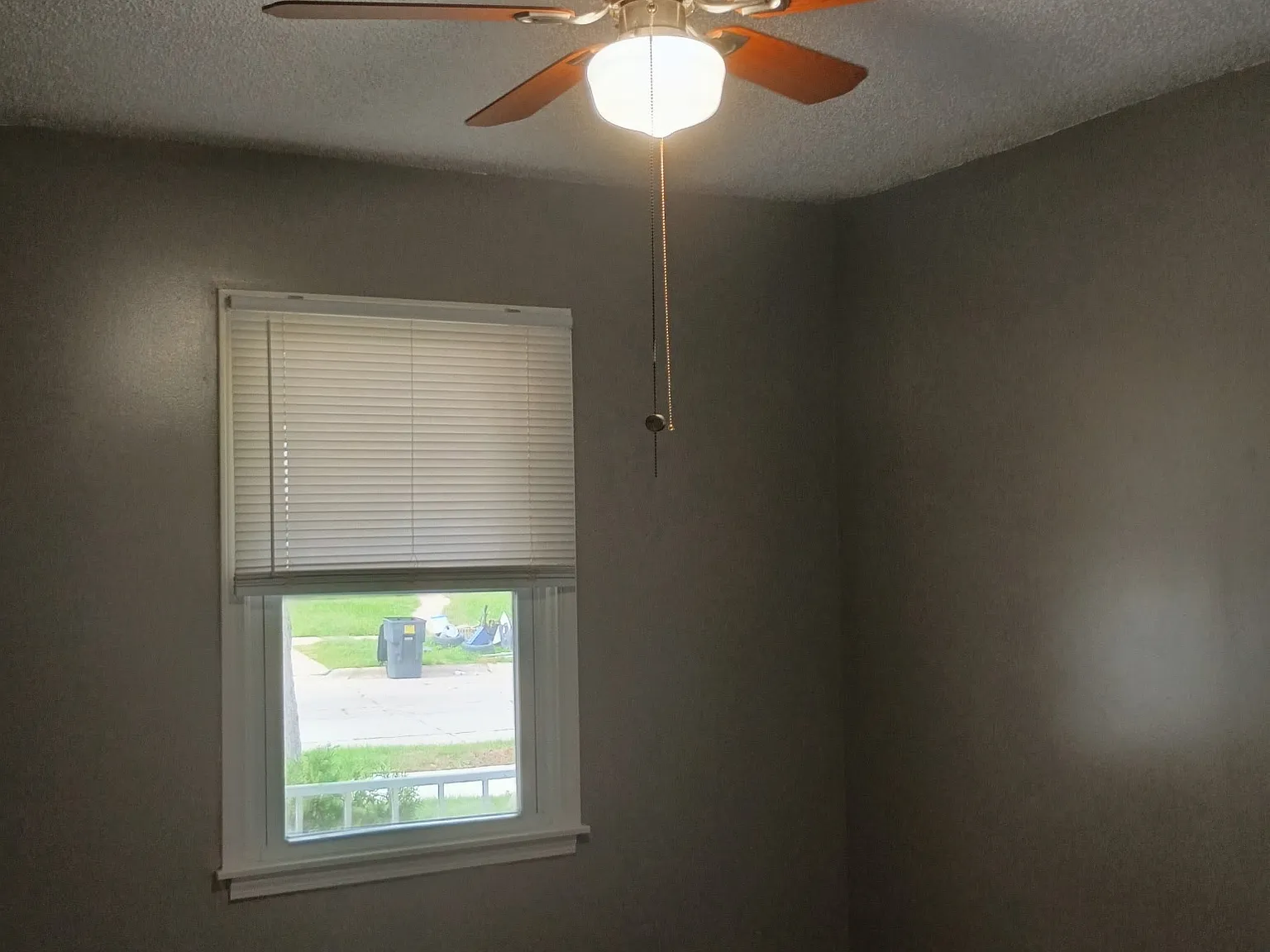 2 bed, 1.5 bath, 1100 sqft, $1,200 — Photo 4
