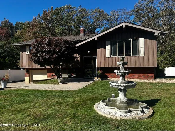 381 E 17th St, Hazleton, PA 18201