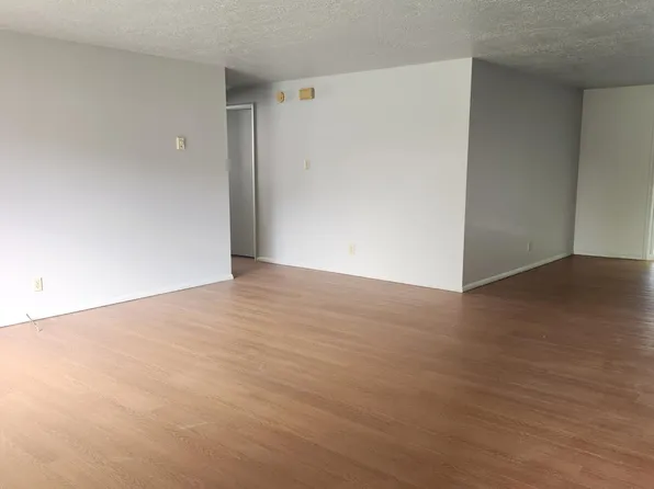 196 Crestview Dr, Twin Falls, ID 83301