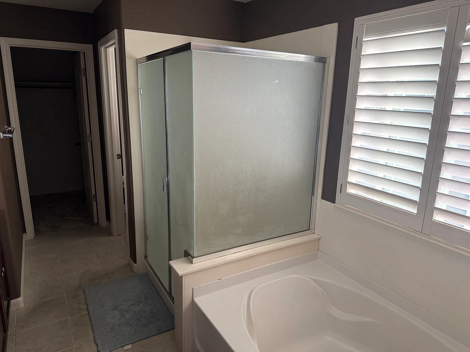 4 bed, 2207 sqft, $1,200 — Photo 3