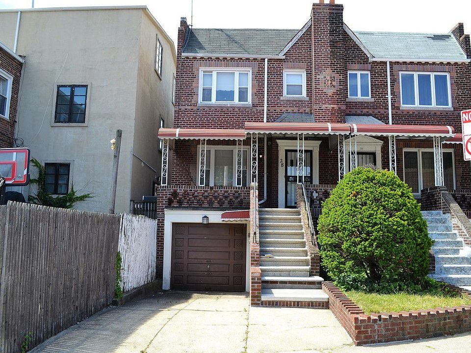 2nd image of 28 Angela Dr