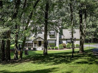 10 Sills Ct, Warwick, NY 10990