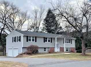 35 Woodmere Rd, Framingham, MA 01701