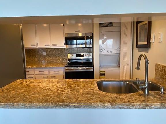 5th image of 7601 E Treasure Dr APT 1623