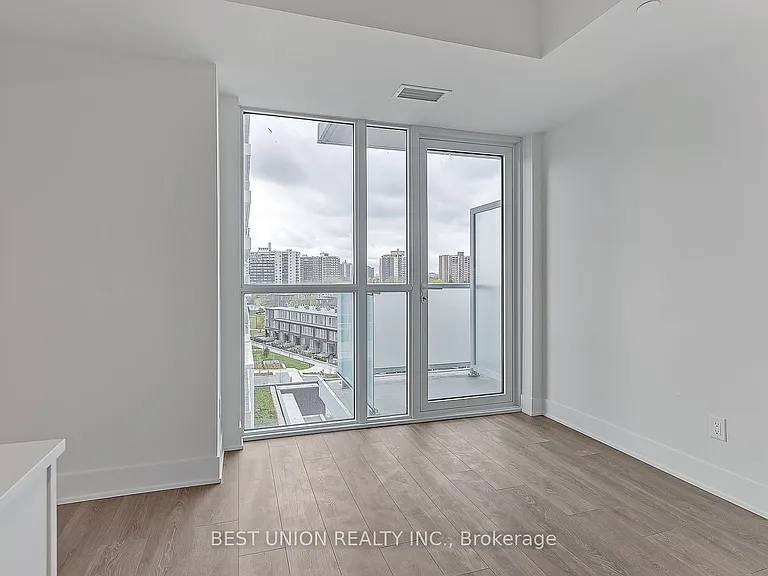 188 Fairview Mall Dr #703 — Photo 5
