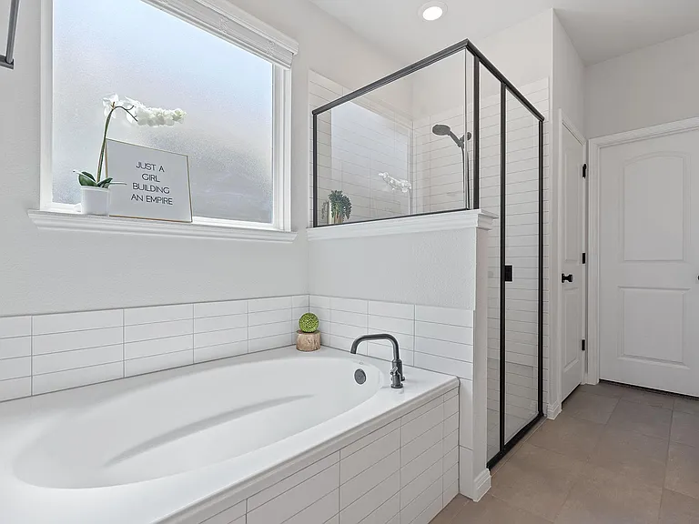 179 Kings Canyon Dr — Photo 15
