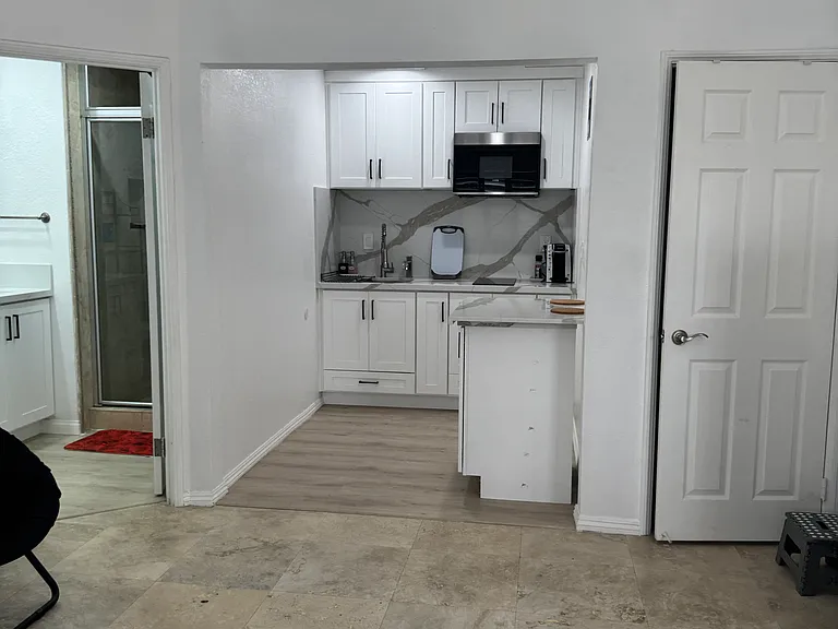 7662 Yukon Dr #B — Photo 3