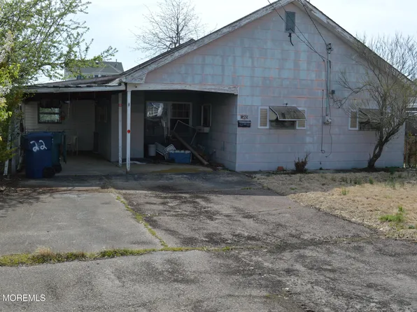 22 N Captains Drive, Little Egg Harbor, NJ 08087