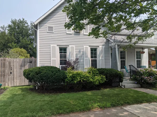 1039 Arianna St NW, Grand Rapids, MI 49504