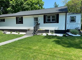 26 Lakeview Ave, Poughkeepsie, NY 12601