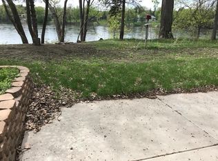 8414 Mississippi Blvd NW, Coon Rapids, MN 55433