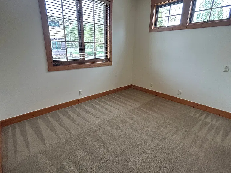 1524 Roosevelt Ave — Photo 6