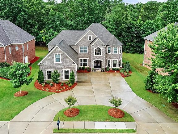 3rd image of 220 Langshire Dr