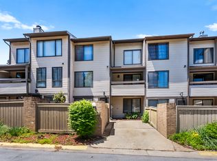 9427 Collette Way, Montgomery Village, MD 20886